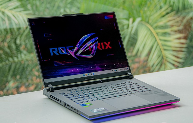 Máy đậm chất gaming, rất phù hợp cho các game thủ Máy đậm chất gaming, rất phù hợp cho các game thủ