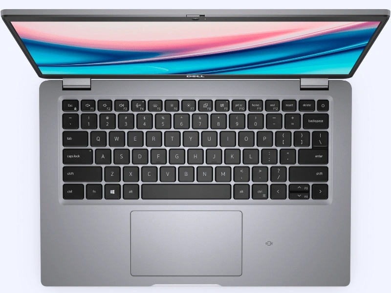 Bàn phím thiết kế hiện đại giúp thao tác dễ dàng Bàn phím thiết kế hiện đại giúp thao tác dễ dàng