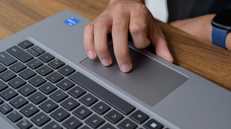 Bàn phím gõ êm nhẹ nhàng, không gây tiếng ồn Bàn phím gõ êm nhẹ nhàng, không gây tiếng ồn