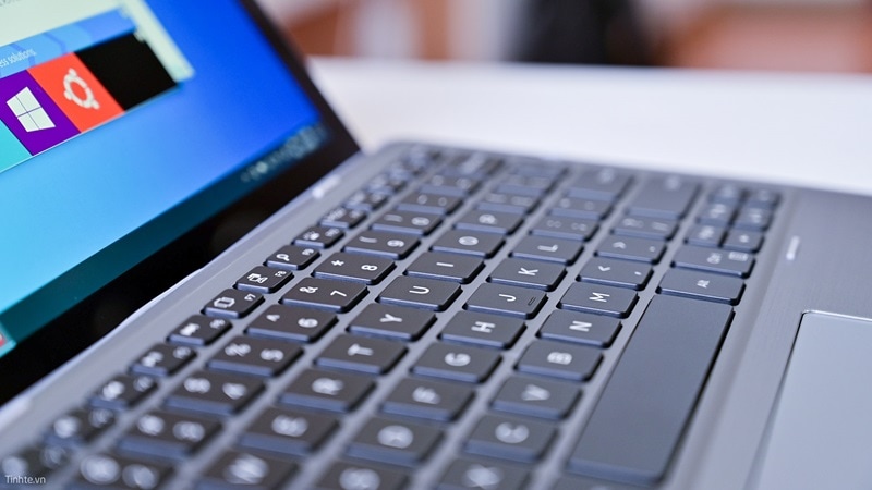 Bàn phím gõ êm, nhập liệu thoải mái Bàn phím nhập liệu thoải mái