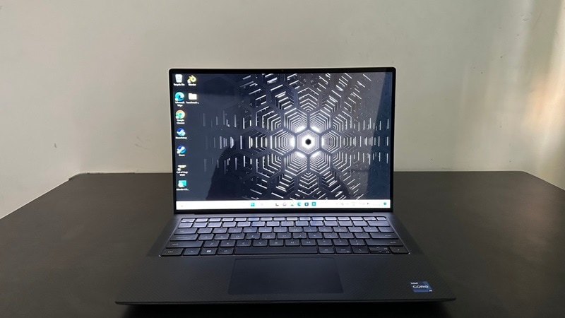 Bàn phím, touchpad mượt mà