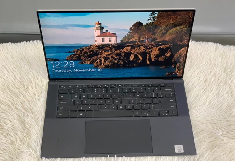 Touchpad siêu nhạy – thao tác mượt mà, hỗ trợ đa điểm, cuộn – chạm cực kỳ chính xác Bàn phím, touchpad nhanh nhạy