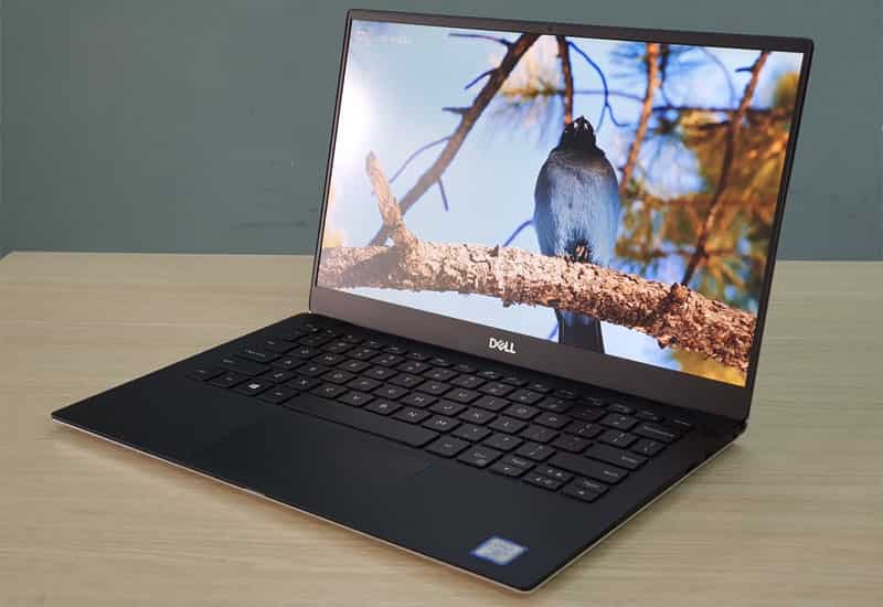 Bàn phím thoải mái, phím nhạy, gõ êm tay liên tục Khám phá Dell XPS 13 9380: Sang trọng và đẳng cấp
