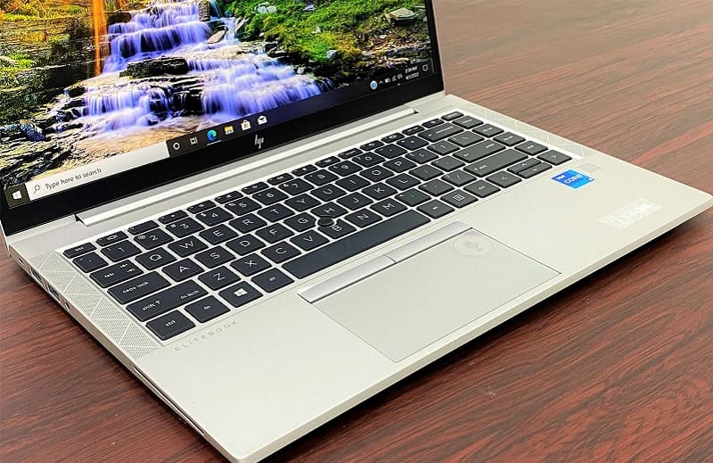 Bàn phím thiết kế khoa học đem đến trải nghiệm ấn tượng