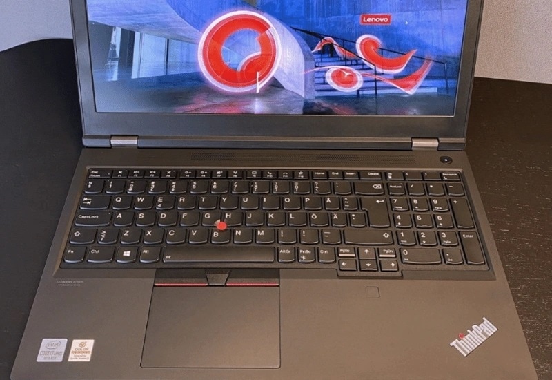 Bàn phím và touchpad mượt mà, thoải mái Bàn phím, touchpad mượt mà