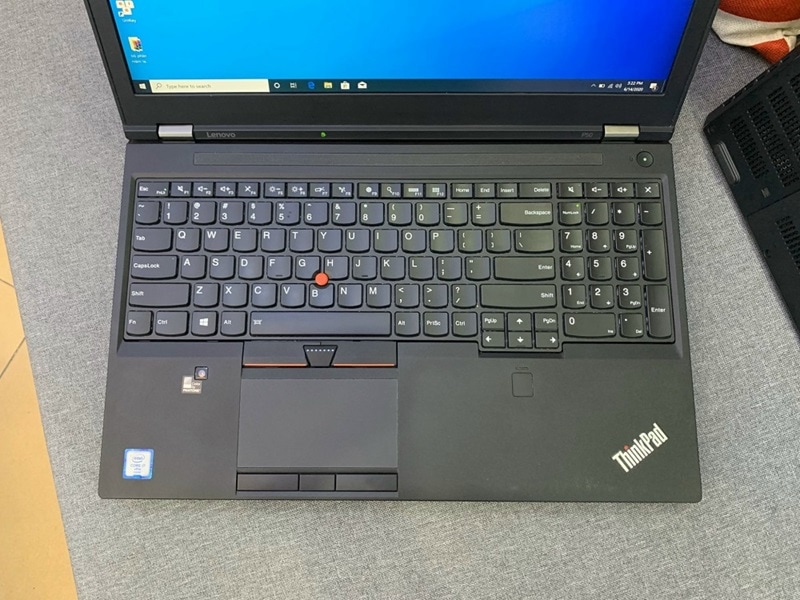 Touchpad nhạy bén, thao tác mượt mà không gián đoạn Bàn phím, touchpad và trackpoint nhanh nhạy