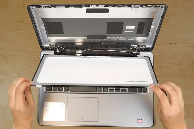 Cân nhắc thay màn hình