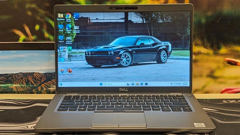 Cấu hình khá mạnh đáp ứng tốt nhu cầu công việc