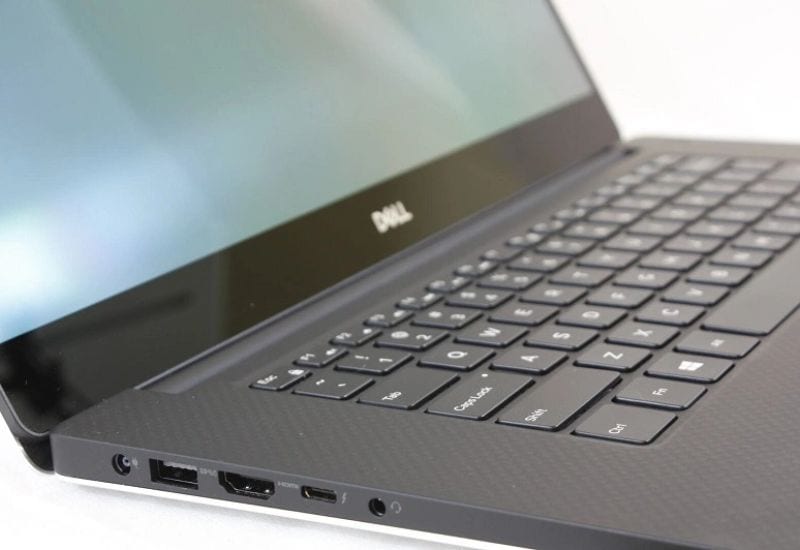 Cổng Thunderbolt 3, HDMI, USB, SD; vân tay bảo mật tiện lợi Cổng kết nối đầy đủ