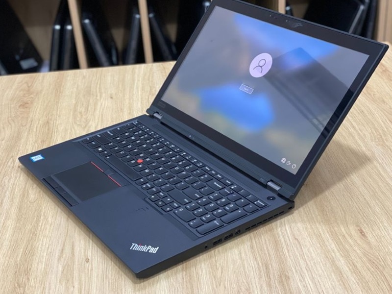 Kết nối nhanh chóng, dễ dàng ghép nối thiết bị ngoại vi Cổng kết nối bố trí hợp lý