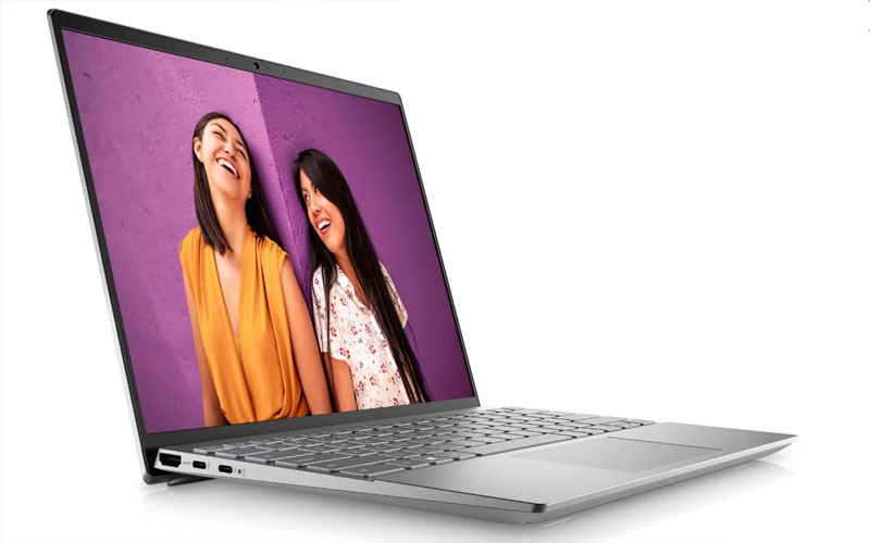 Bàn phím gõ êm ái, touchpad nhạy, hỗ trợ thao tác nhanh chóng Điểm danh những mẫu laptop cho sinh viên kinh tế dưới 15 triệu