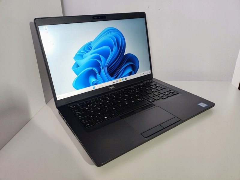 Dell Latitude 5401 - Laptop văn phòng với cấu hình mạnh mẽ