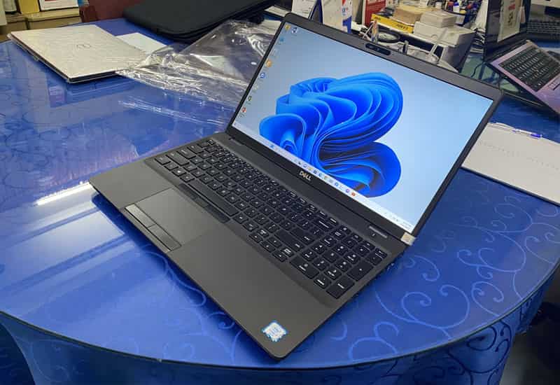 laptop nhỏ gọn, màn hình sắc nét, giá tầm trung Học sinh cấp 3 chọn laptop cần chú ý những tiêu chí nào