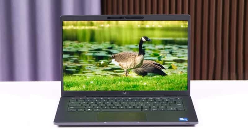 Thiết kế đơn giản, tinh tế, giá rẻ nhưng vẫn đáp ứng nhu cầu Mua laptop nào tốt nhất cho học sinh cấp 2 năm nay?