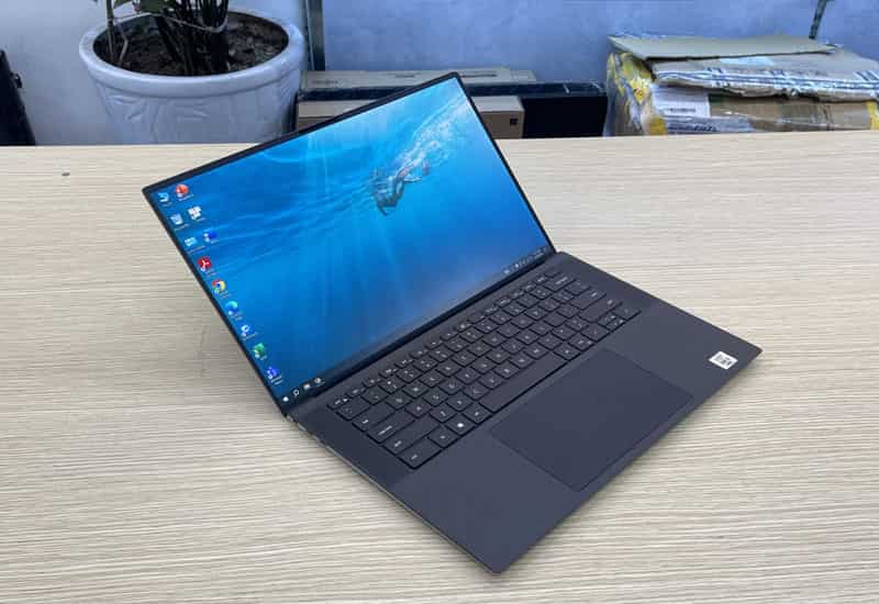 laptop cho sinh viên thiết kế đồ họa cấu hình khủng nên mua