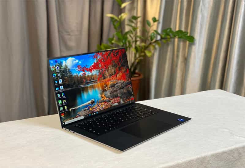 Laptop cho sinh viên công nghệ thông tin nên chọn thế nào