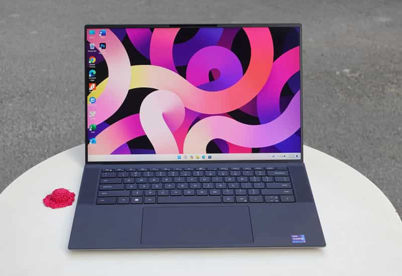 laptop siêu mỏng với hiệu năng workstation đáng nể