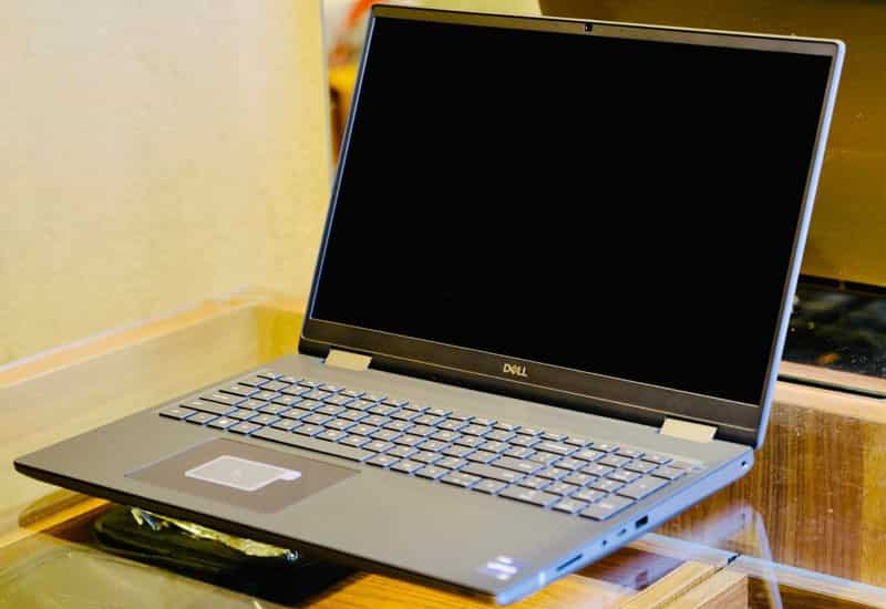 Thời lượng pin ổn định, phù hợp nhu cầu học tập di chuyển