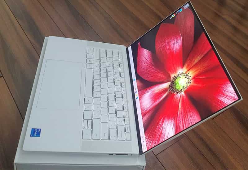 Bàn phím thoải mái, hỗ trợ thao tác code và nhập liệu dễ dàng Cấu hình tối thiểu laptop cho người mới bắt đầu làm Data Analyst