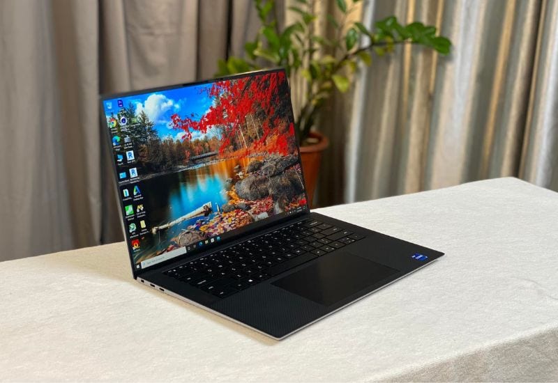 Chạy mượt các phần mềm đồ họa như Adobe, AutoCAD, SolidWorks… không giật lag Hiệu năng mạnh mẽ, làm đồ họa mượt mà