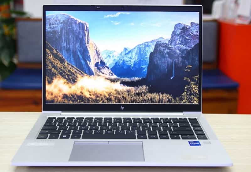 Top laptop cho sinh viên tài chính ngân hàng học tập lâu dài