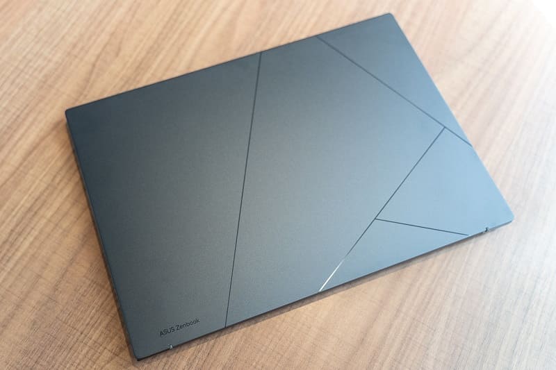 ZenBook 13-14-15 là Series cơ bản nhất