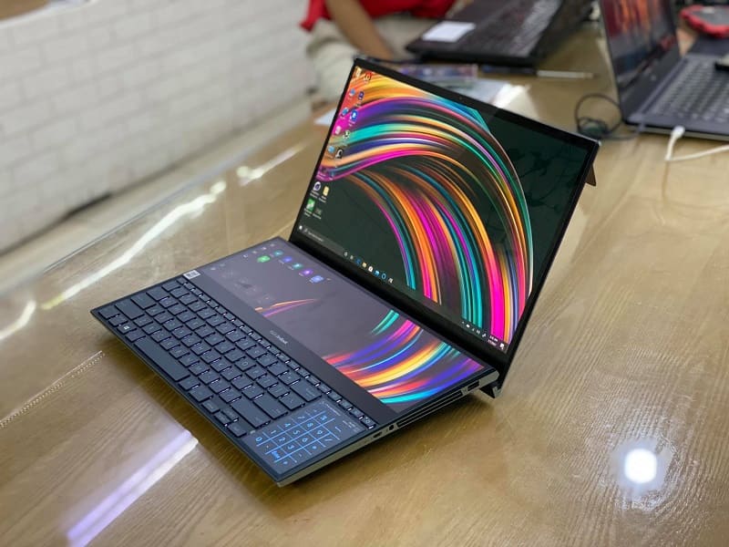 Trải nghiệm hình ảnh sinh động với ZenBook Pro