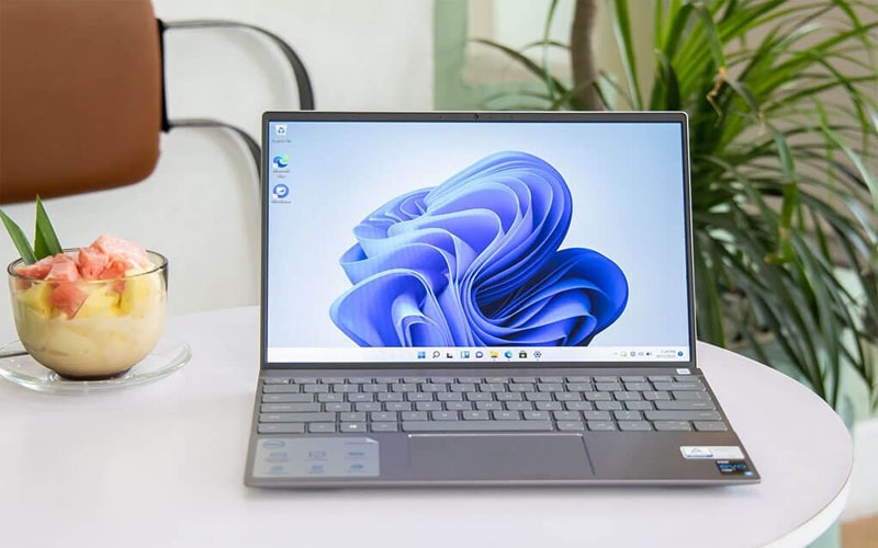 Laptop cho sinh viên kinh tế: những yếu tố cần quan tâm