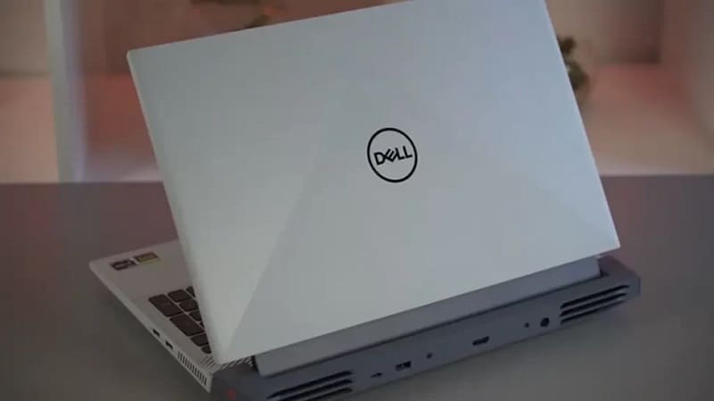 Thiết kế của laptop cũ Dell hướng đến sự tiện ích Thiết kế của laptop Dell hướng đến sự tiện ích