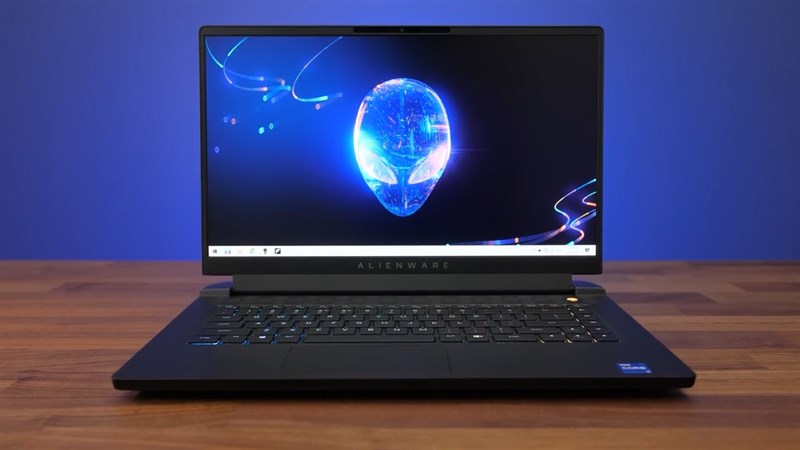 Máy được trang bị hiệu năng mạnh mẽ