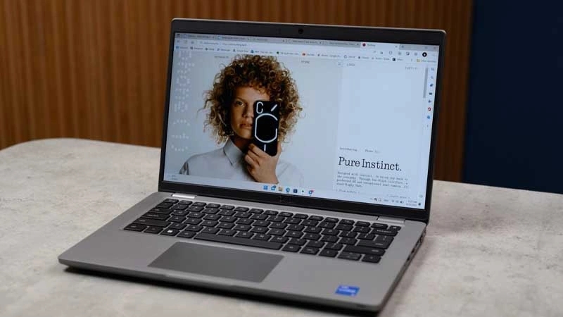 Với trọng lượng gọn nhẹ, dễ dàng mang đi Với trọng lượng gọn nhẹ, dễ dàng mang đi