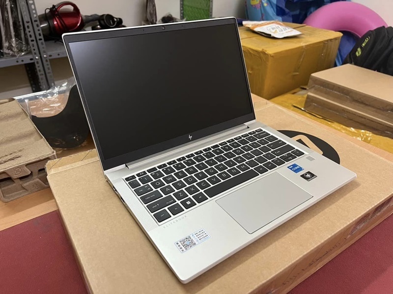 Laptop 25 triệu đồng: Giải pháp cân bằng hiệu năng và phong cách