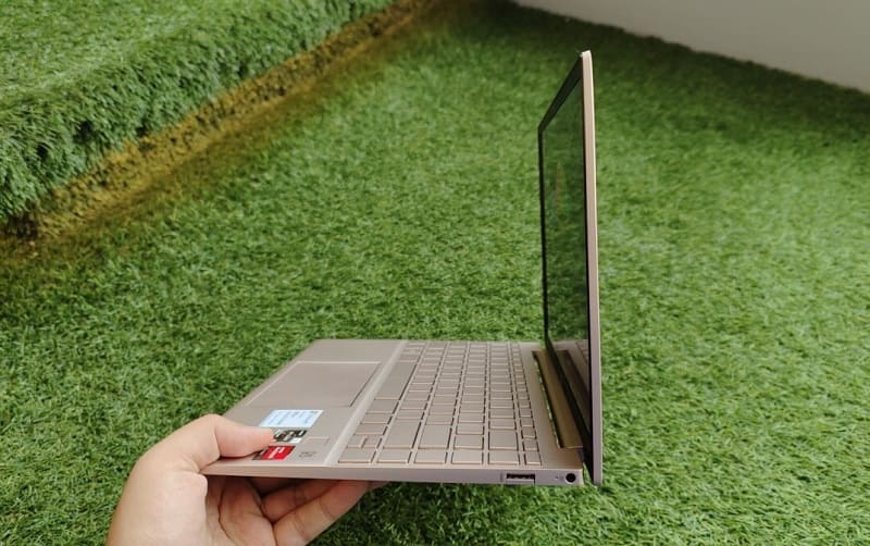 Thiết kế mỏng nhẹ của dòng máy Pavilion Aero