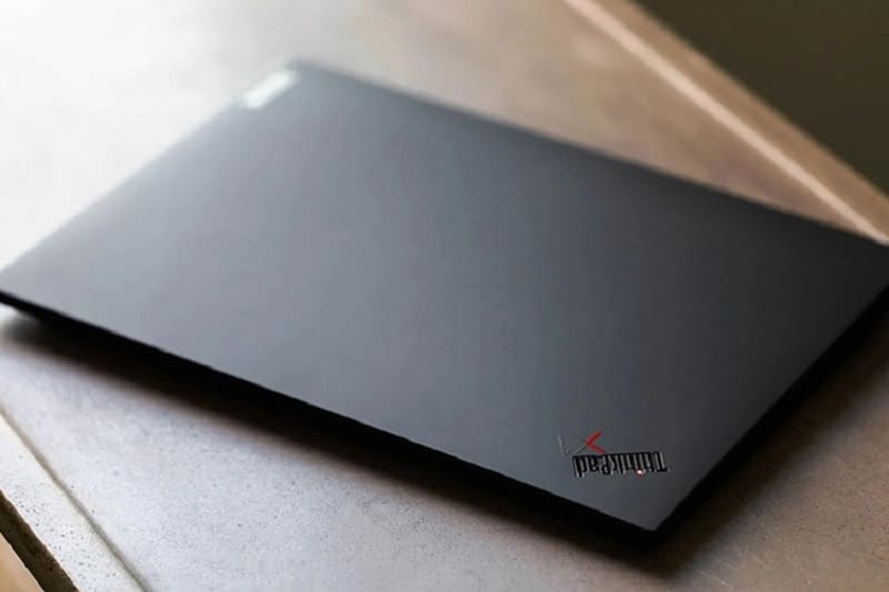 Kết nối ngoại vi dễ dàng với đầy đủ cổng kết nối