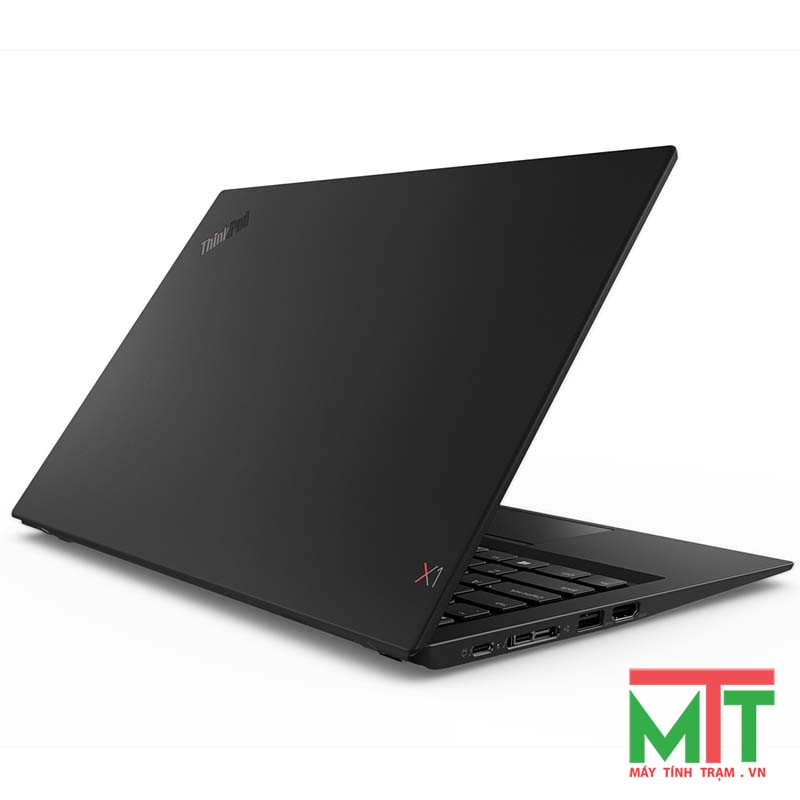 Thiết kế cứng cáp, dẻo dai nhờ carbon cao cấp