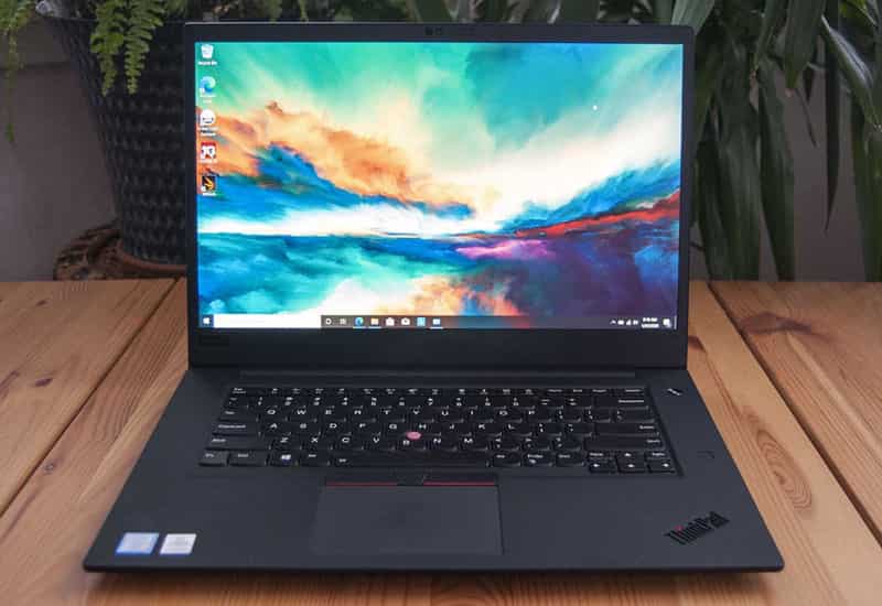 Bàn phím có đèn nền, gõ êm, hỗ trợ làm việc ban đêm Top laptop hỗ trợ phần mềm cơ khí chuyên sâu 2025