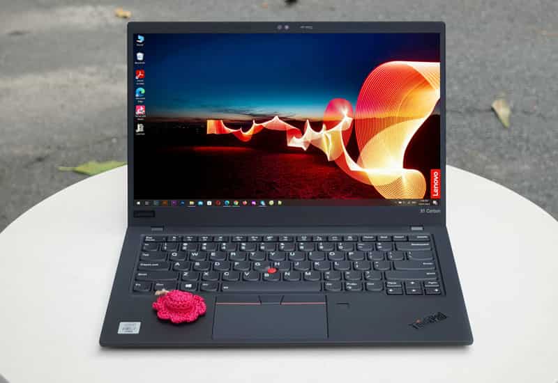 Laptop mỏng nhẹ sang trọng, hiệu năng dẫn đầu phân khúc