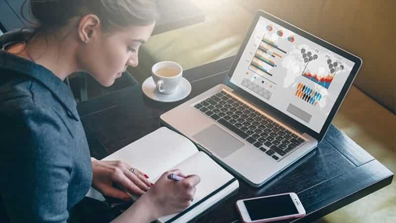 Lợi ích laptop mang đến tính di động và sự linh hoạt cao