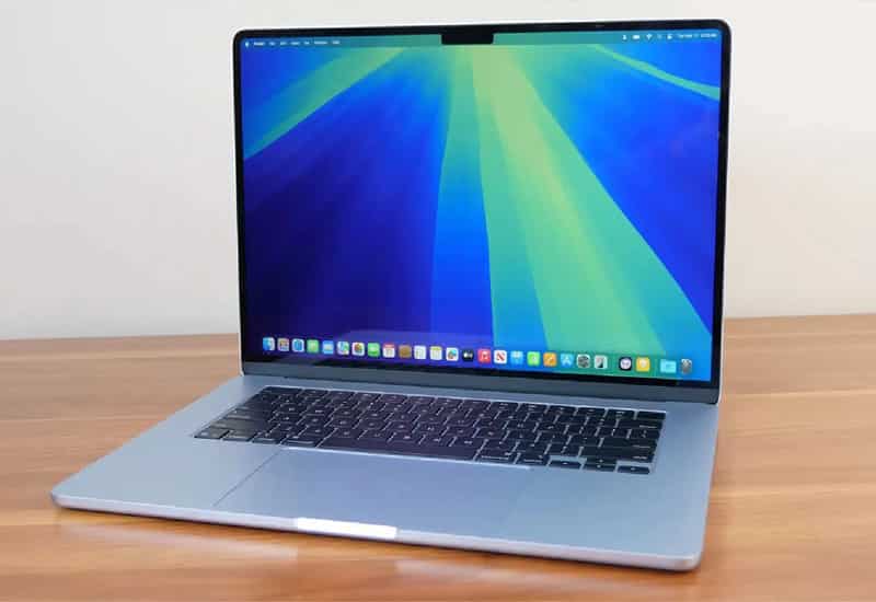 Vỏ nhôm sang trọng, bền bỉ, tản nhiệt tốt khi học ngoại ngữ. Khám phá những mẫu laptop doanh nhân có thiết kế đẹp nhất hiện nay