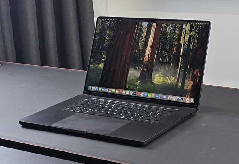 Giá cao do trang bị CPU mạnh, card đồ họa rời chuyên dụng Lý do dân kỹ thuật luôn cần laptop có cấu hình khủng và tản nhiệt tốt