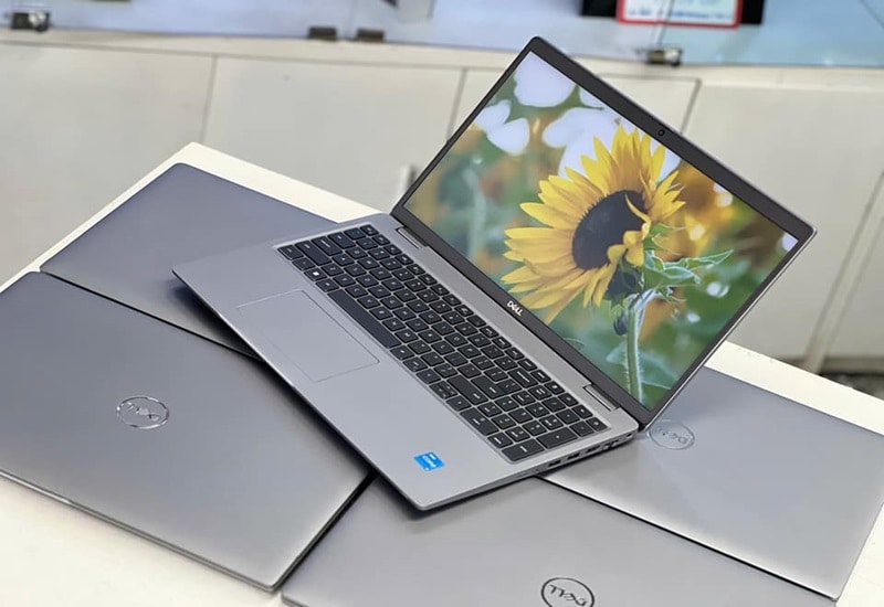 laptop màn hình sắc nét