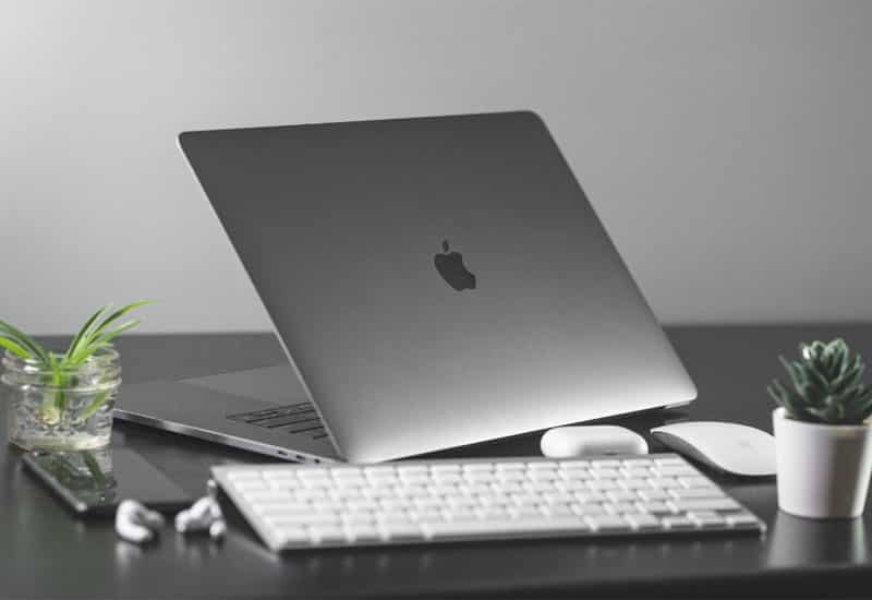 Bí quyết chọn laptop đáp ứng tốt nhu cầu giảng dạy của giáo viên Kinh nghiệm chọn mua laptop tiết kiệm, bền và hiệu quả cho giáo viên