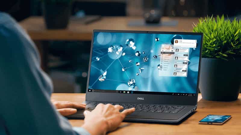 ưu tâm đến dung lượng RAM và ổ cứng để xử lý dữ liệu nhanh Nên lưu ý chọn laptop có cấu hình mạnh, đáp ứng phần mềm kỹ thuật