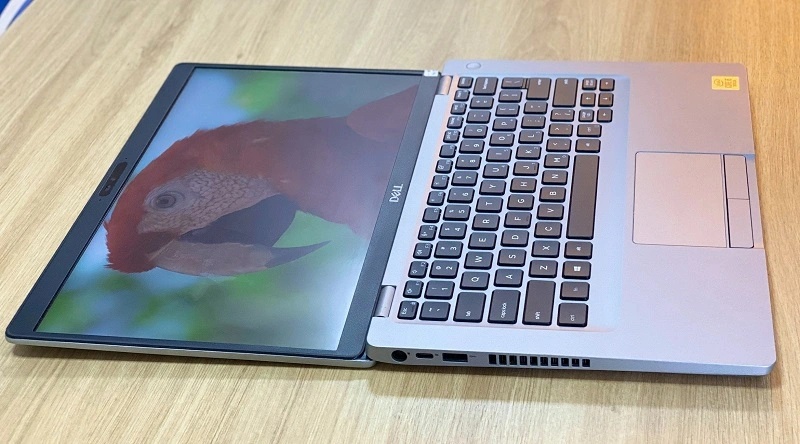 Thiết kế mỏng nhẹ sang trọng, tinh tế Thiết kế mỏng nhẹ sang trọng, tinh tế