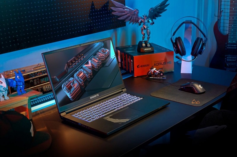 Máy cần “chạy tốt” mà còn phải “đẹp mắt” Máy cần “chạy tốt” mà còn phải “đẹp mắt”