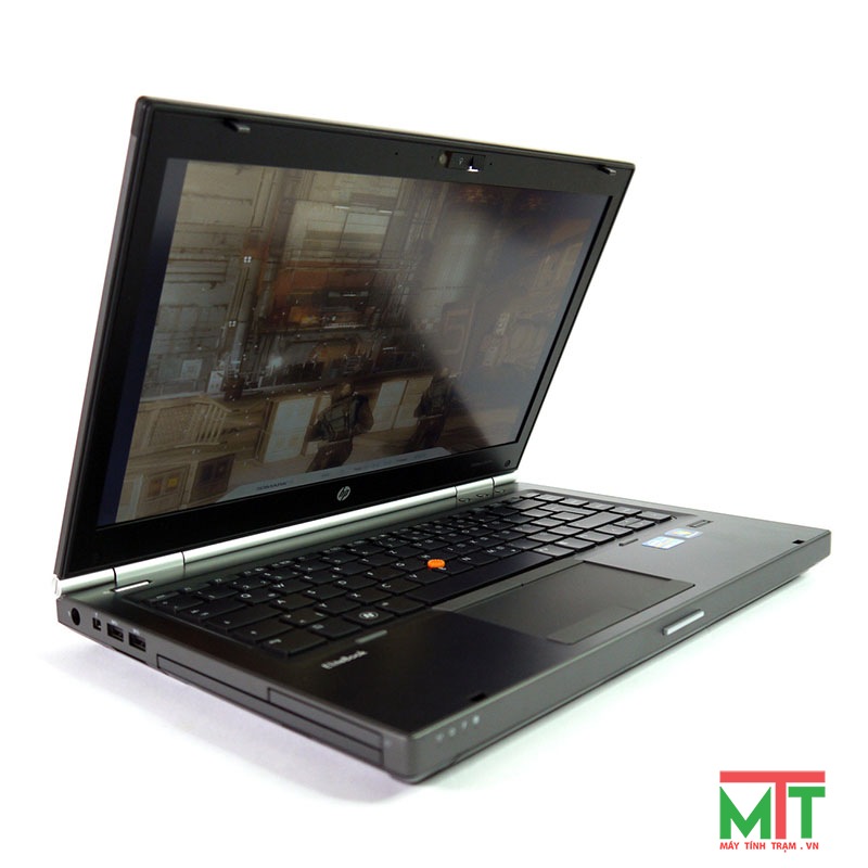 Laptop HP EliteBook 8470w sử dụng màn hình 14 inch